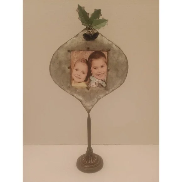 Vintage Metal Picture Frame Stand 16
