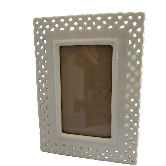 Reticulated Lattice Edge Ceramic Picture Frame Rectangle Photos Wedding 4.5x3