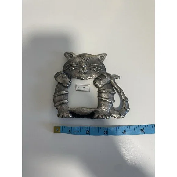 Ashleigh Manor Cat Frame Silver Pewter Vintage Cute