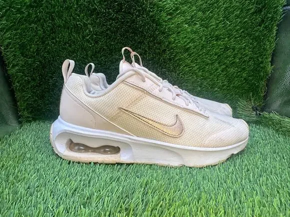 Nike Air Max INTRLK Lite DZ7288-600 Athletic Sneaker Womens 9 Pink Synthetic Gym