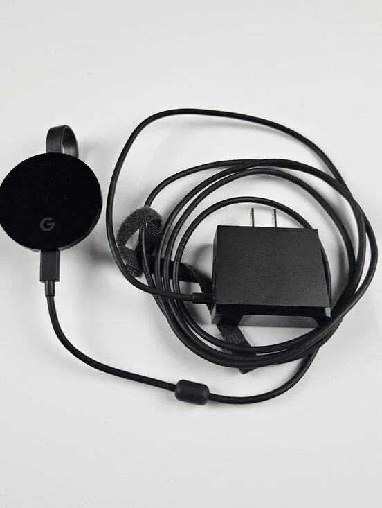 Google Chromecast 2nd Gen HDMI Streaming Media Player w/ OEM Power Adapter HDMI
