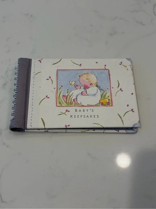 Vintage: Baby's Keepsakes Memory Book - Pink and Cream