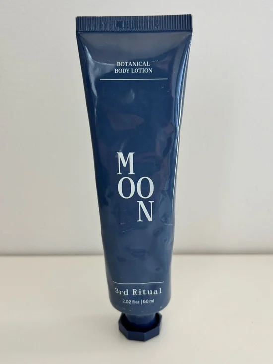 3rd Ritual - Moon botanical body lotion