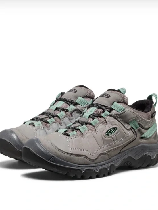 Women's keen Targhee IV Waterproof Hiking Shoe size 8.5