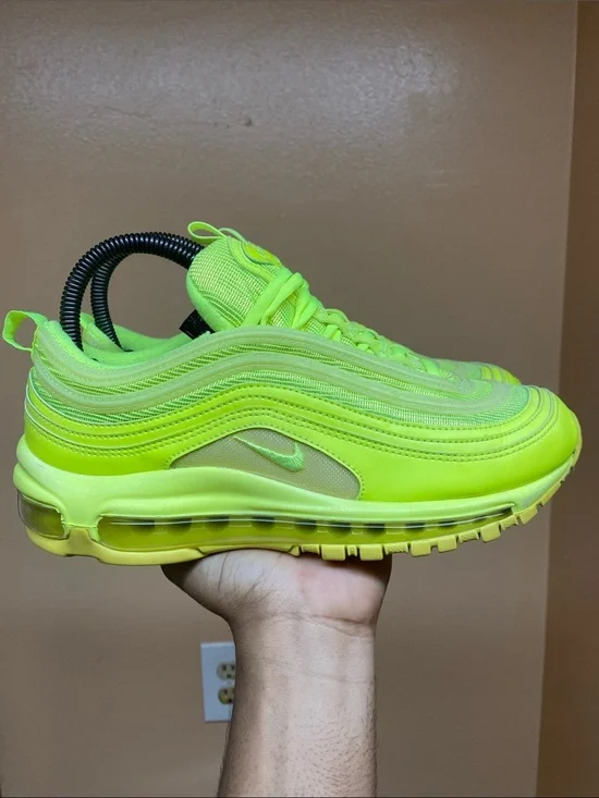 Nike Air Max 97 “Volt” Women’s Running Sneakers Size 7.5