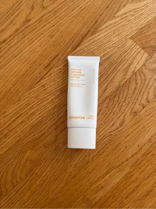 innisfree  Daily UV Invisible Korean Sunscreen Lotion SPF 50+ PA++++