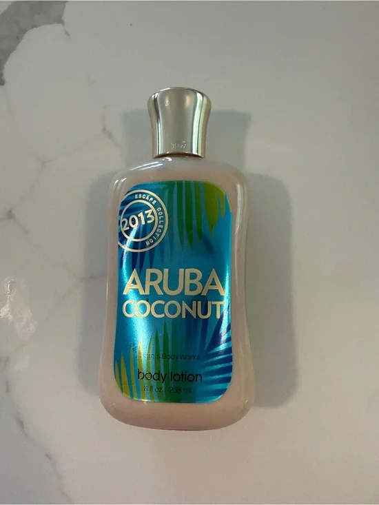 Bath & Body Works Aruba Coconut Body Lotion - 8 oz