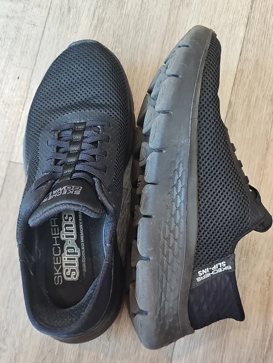 Skechers Women’s Black Athletic Slip-On Mesh Sneakers