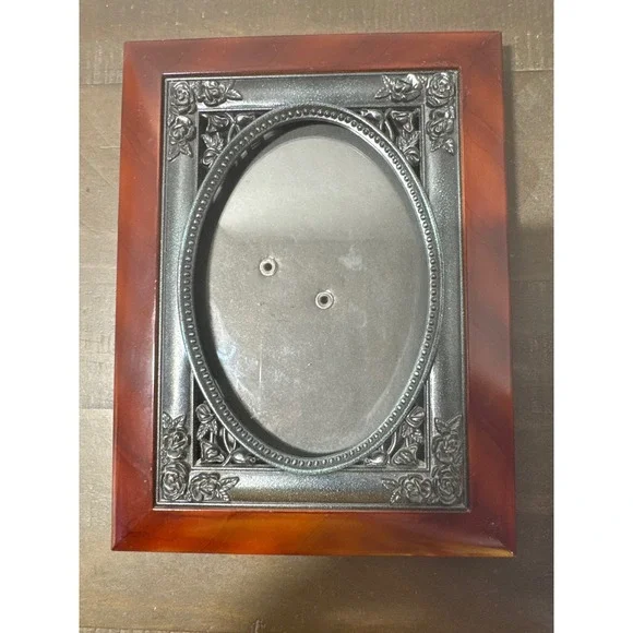 Vintage Faux Wood and Silver Rose Oval Picture Frame 8.5x6.5 Brown Silver