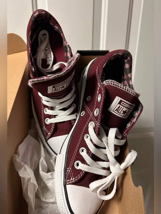 Converse Chuck Taylor All Star Madison Women's Sneakers Deep Bordeaux Size 8 NEW