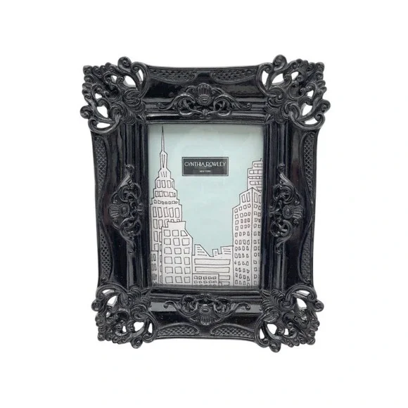 Cynthia Rowley Black Gothic Victorian Resin Picture Frame 10x8