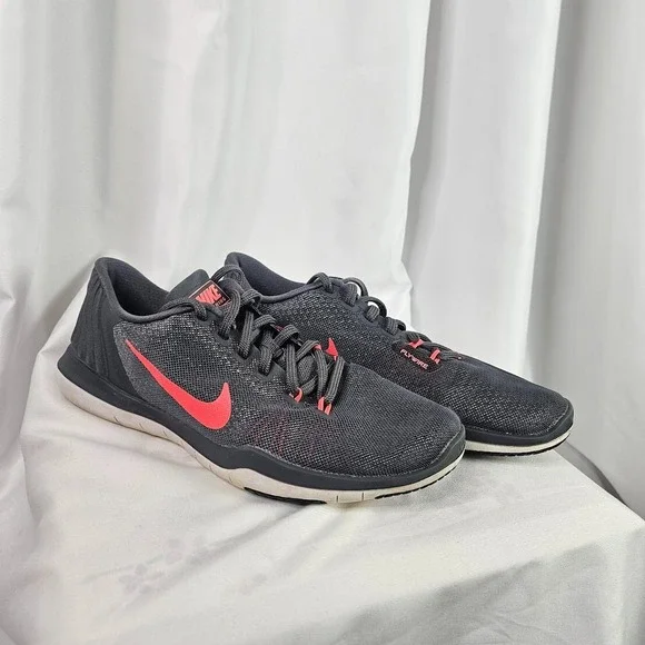 Nike Flex Supreme TR 5 CrossFit Training Shoes Gray/Pink 852467-003‎ Women's 9