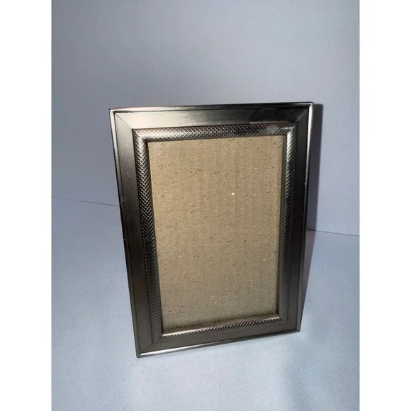 Malden Silver Metal Picture Frame Textured Border Tabletop 5x7 Inch