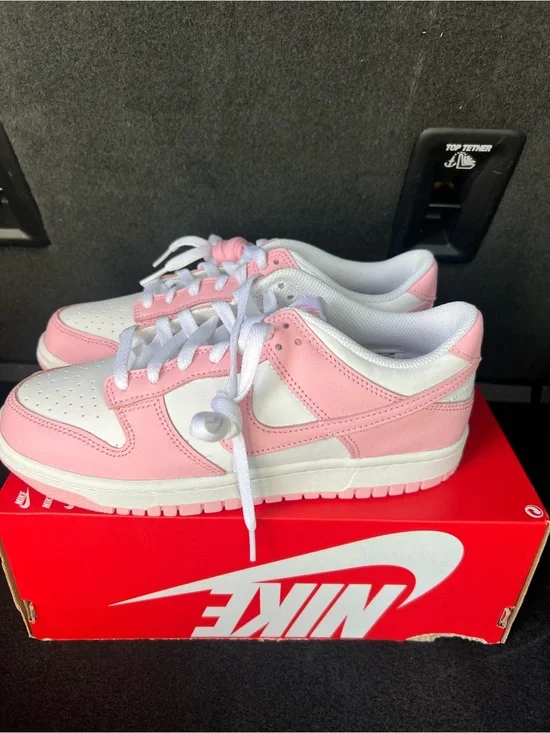 Nike Dunk Low White Medium Soft Pink FB9109-125 Size 7Y/8.5W New No Lid!