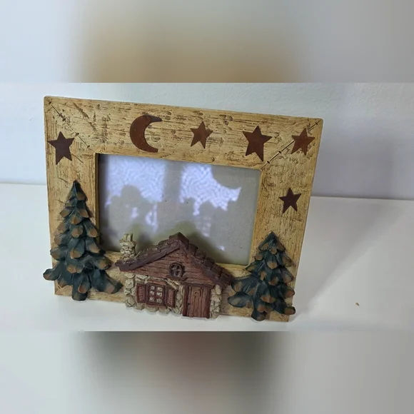 Kohl's Cabin Frame