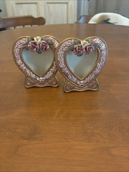 Vintage Flomo Unlimited Ceramic Heart Picture Frames Pair, Item CH-07268,