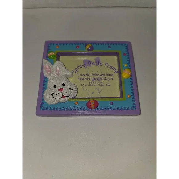 Expressly Yours Easter Bunny 3D vintage photo frame‎ Picture