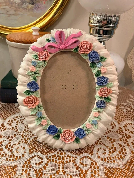 Vintage Floral Resin Picture Frame Pink Blue Roses Cottagecore 5x7 Oval