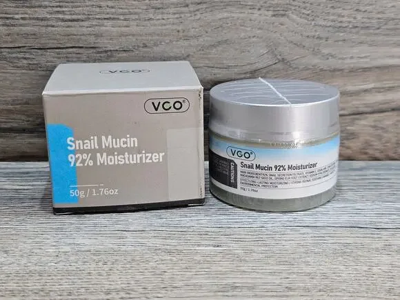VGO Snail Mucin 92% Moisturizer Daily Face Moisturizer Hydrating Repair Face Gel
