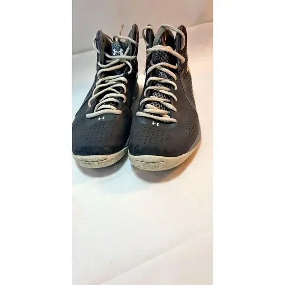 Under Armour Mirco Clutch Fit Basketball Shoes Women's Size 9.5