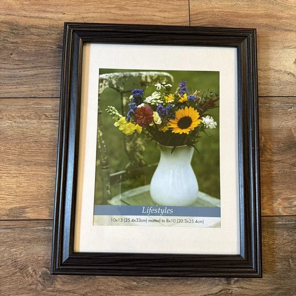 Vintage Wood Picture Frame Brown/Black Lifestyles 8x10