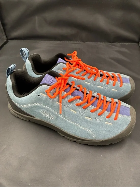 KEEN Jasper Suede Sneakers in Light Blue with Orange Laces Women’s 9.5