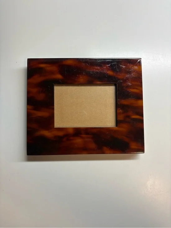 Tortoiseshell-Pattern Photo Frame - Brown Finish