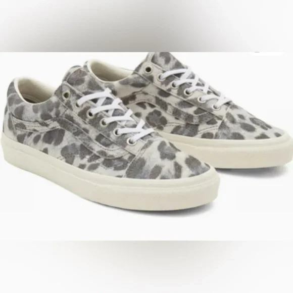 Vans Old Skool Hairy Suede Upper Off The Wall Gray & Cream M3.5 W5.0 NWT
