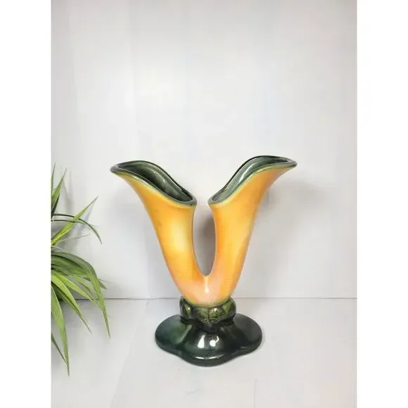 Vintage Hull Art Pottery Double Cornucopia Vase 103 Calla Lily Mid Century