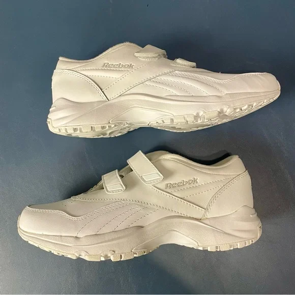 Reebok Walking Athletic Shoe‎ Women's Leather Slip On Comfort Granny Mature 8