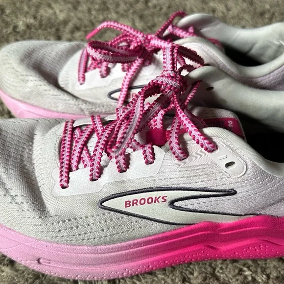 Brooks Ghost Max 2 Fuchsia Pastel Orchid (Women's)‎ - 120420-1B-669 Size 10