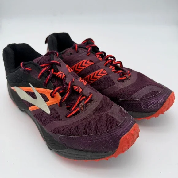 Brooks Cascadia 12 Trail Running Shoes Womens 9.5 Plum Orange Black 1202331B604