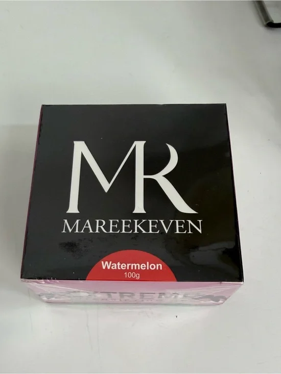 MAREEKEVEN Watermelon INTENSIVE TANNING GEL FOR DARK & TOLERANT TO THE SUN SKIN