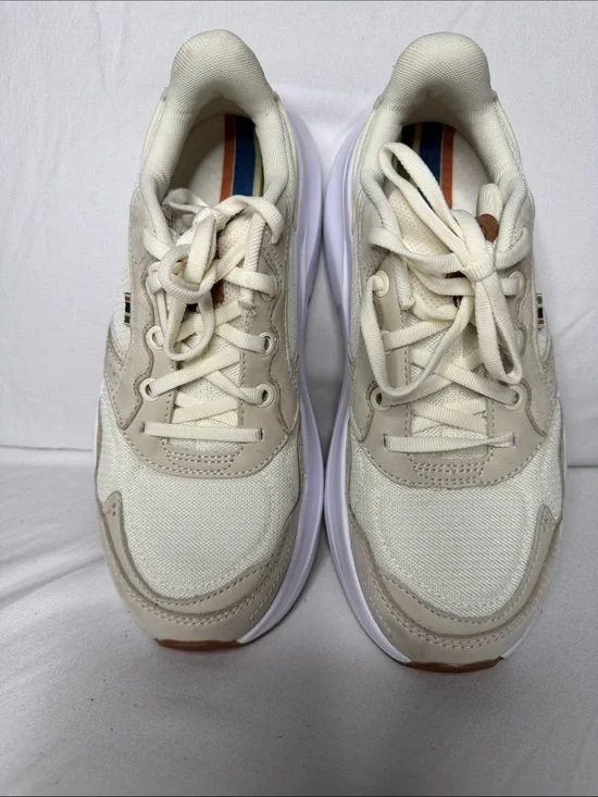 Saucony Women’s Athletic Sneakers in Cream and White with Blue & Orange Accents