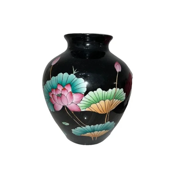(..11N)Vintage Hand Painted Lotus Flower Chinese Porcelain Vase