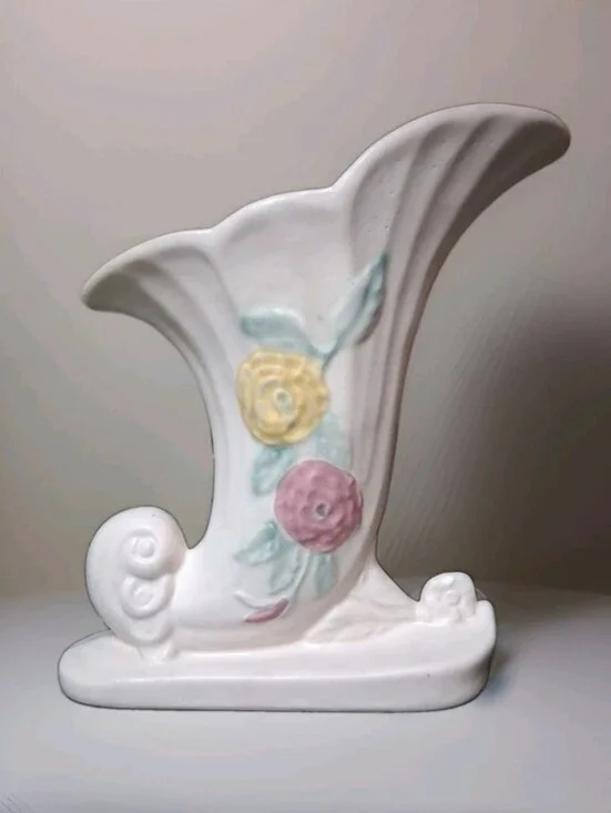 Beautiful, White Hull Art Pottery Vase - 101-8 1/2 