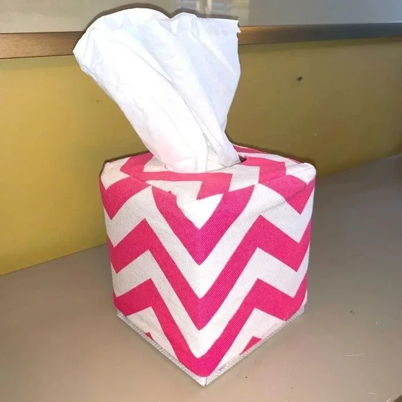 Pink Chevron Tissue Box Cover‎