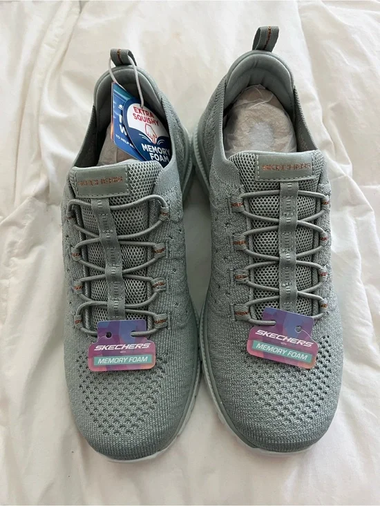 Brand New Skechers Knit Slip-On Sneakers in Sage, Virtue Copper Dream