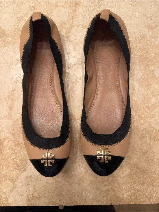 Tory Burch Tan Leather Ballet Flats with Black Patent Cap Toe size 9