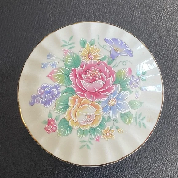 Fine Porcelain Music box Trinket jewelry Box