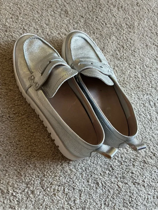 Vionic Uptown Metallic Slip-On Penny Loafers