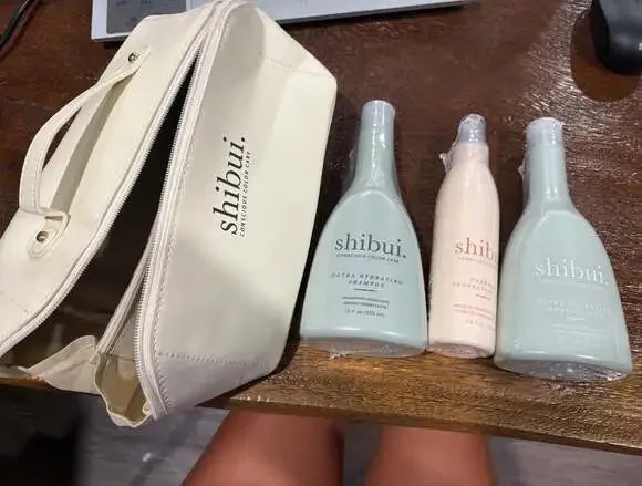 Shibui Conscious Color Care Body & Hydrating Set Shampoo Conditioner W/bag