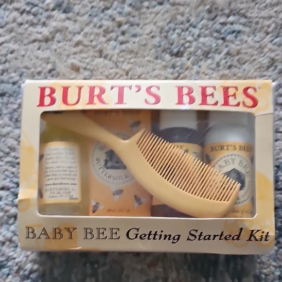 Burt's Bees Yellow Bath & Body Essentials Kit