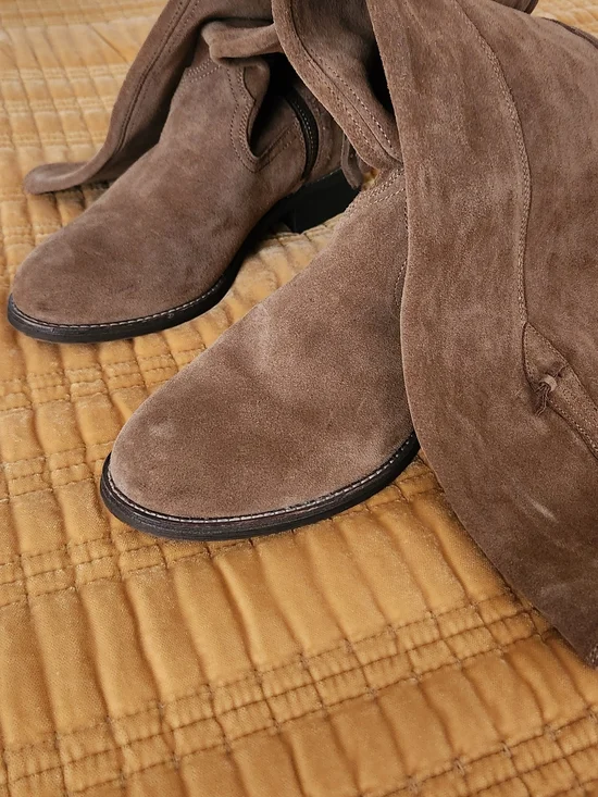 Women's, Brown Suede Over The Knee-High Boots. Size US 9.