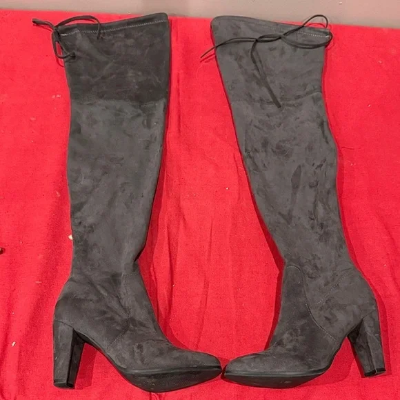 Elegant gray Over-the-Knee Boots