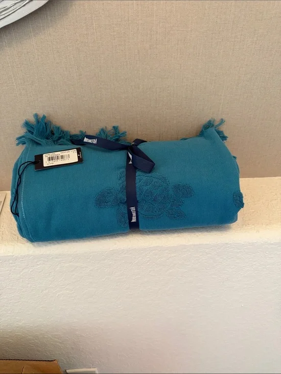 Vilebrequin Teal Blue Turtle Motif Beach Towel nwt