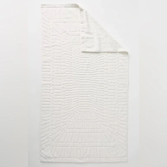 Anthropologie Leighton Hand Towel Set of 2 NWT