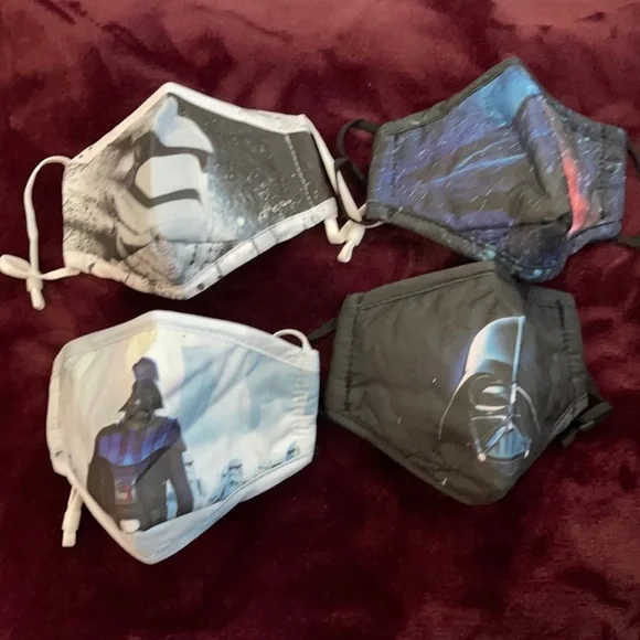 New set/4 Kid’s galactic face masks