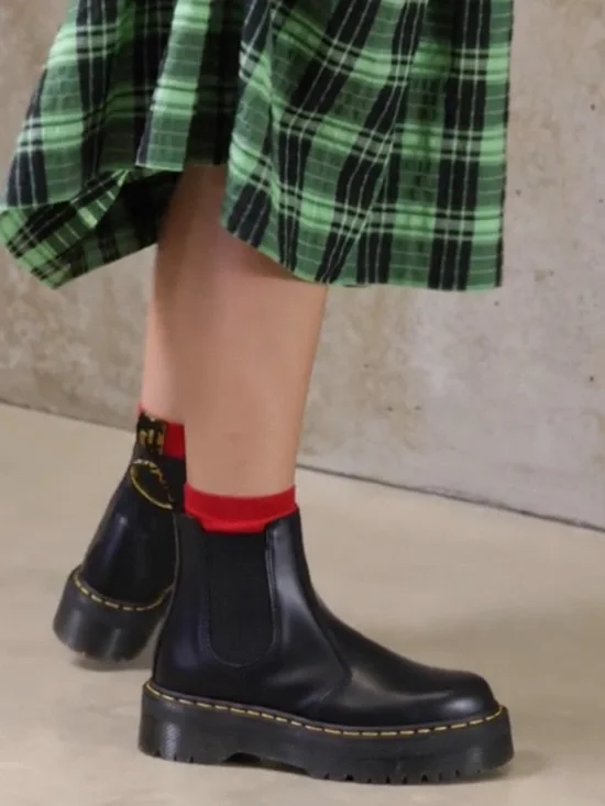DR. MARTENS 2976 BLACK CHELSEA PLATFORM BOOTS