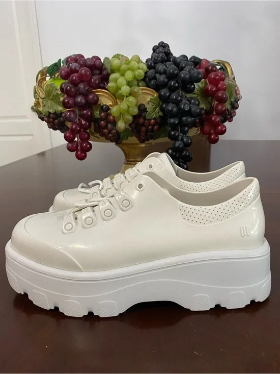 Melissa Women's Platform Lace-Up Sneakers in White